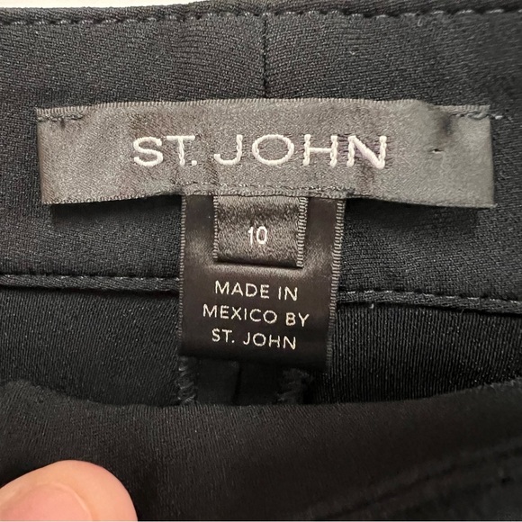 St. John Emma Cropped Black Dress Pants Trousers size 10 - Picture 7 of 14